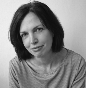 simmonds-cropped-author-shot-131